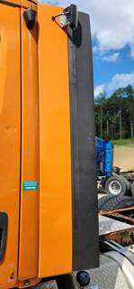 Freightliner Cascadia 116 Left Cab Fairing for a 2019 Freightliner Cascadia 116 Day Cab