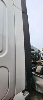 Freightliner Cascadia 125 Left Cab Fairing