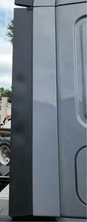 Freightliner Cascadia 125 Right Cab Fairing