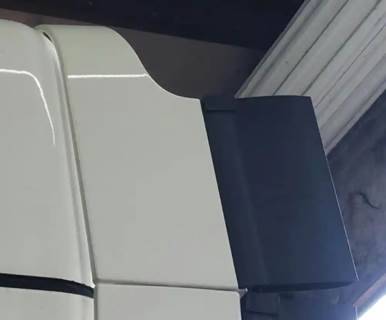 Freightliner Cascadia 125 Left Cab Fairing
