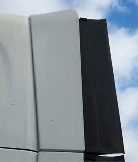 Freightliner Cascadia 125 Left Cab Fairing