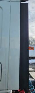 Freightliner Cascadia 125 Left Cab Fairing