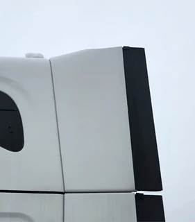 Freightliner Cascadia 126 Left Cab Fairing