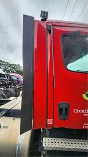 Freightliner Cascadia 126 Right Cab Fairing
