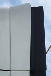 Freightliner Cascadia 126 Left Cab Fairing