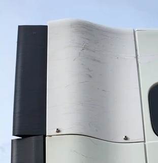 International LT625 Right Cab Fairing