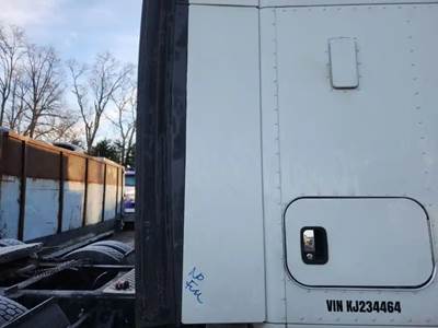 Kenworth T680 Right Cab Fairing