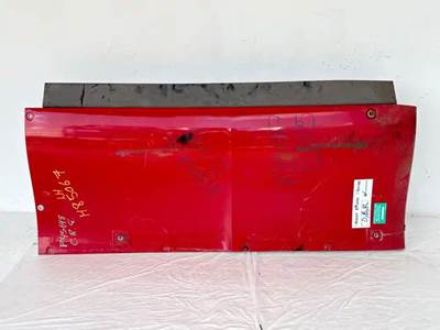 Mack Pinnacle CXU613 Left Cab Fairing for a 2015 Mack CXU613