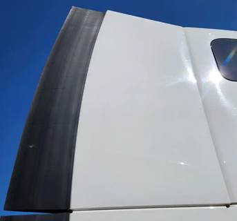 Peterbilt 579 Right Cab Fairing