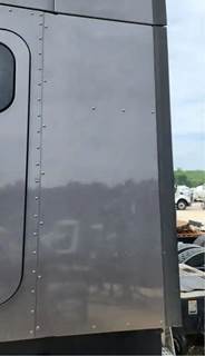 Peterbilt 579 Left Cab Fairing