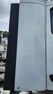 Peterbilt 579 Right Cab Fairing