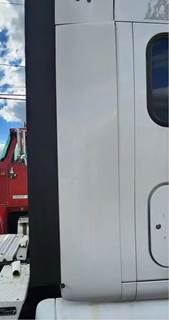 Peterbilt 587 Right Cab Fairing