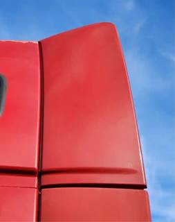 Volvo VNL Left Cab Fairing