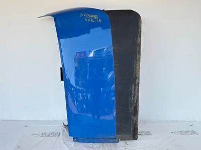 Volvo VNL Right Cab Fairing