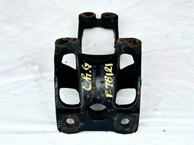 Freightliner Cascadia 116 Cab Mount