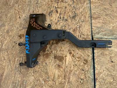 Kenworth T880 Cab Mount