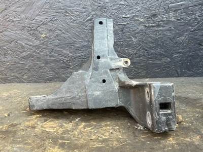 Peterbilt 579 Cab Mount