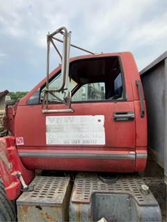 Chevrolet Cab Assembly for a 1990 Chevrolet C70 Kodiak