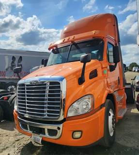 Freightliner Cascadia 113 Cab Assembly