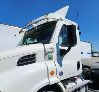Freightliner Cascadia 113 Cab Assembly