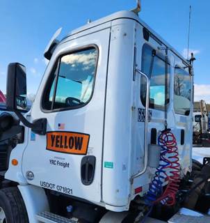 Freightliner Cascadia 113 Cab Assembly