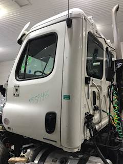 Freightliner Cascadia 125 Cab Assembly