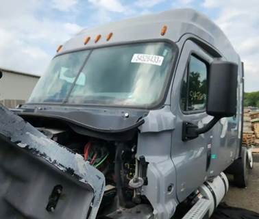 Freightliner Cascadia 125 Cab Assembly