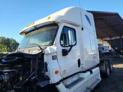 Freightliner Cascadia 125 Cab Assembly