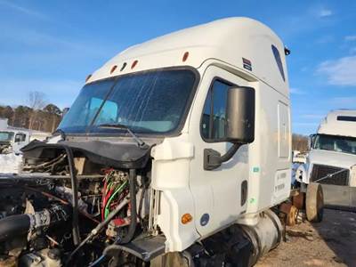 Freightliner Cascadia 125 Cab Assembly