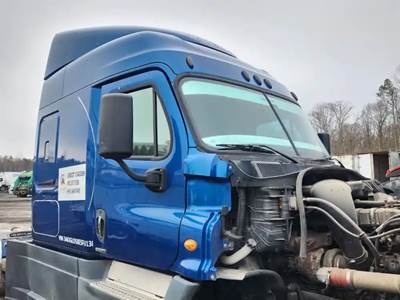 Freightliner Cascadia 125 Cab Assembly