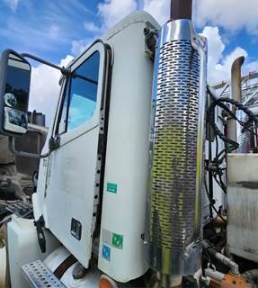 Freightliner Columbia 120 Cab Assembly