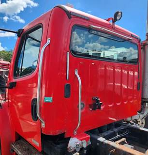 Freightliner M2 106 Cab Assembly