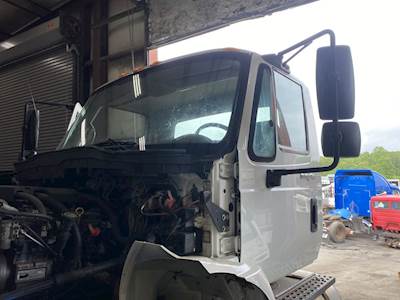 International DuraStar 4300 Cab Assembly