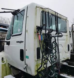International DuraStar 4400 Cab Assembly