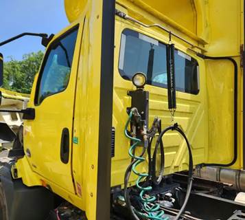 International RH613 Cab Assembly