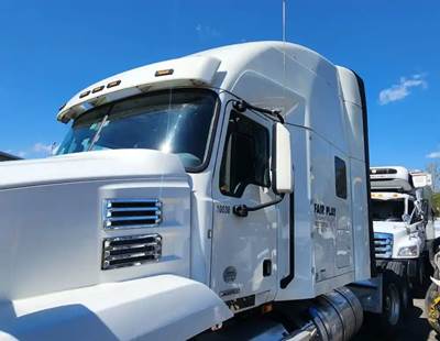 Mack Anthem Cab Assembly