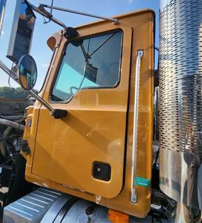 Mack CHN613 Cab Assembly