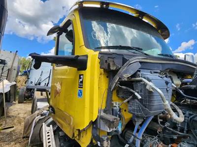 Peterbilt 579 Cab Assembly