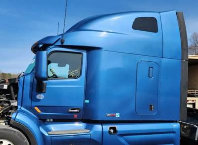 Peterbilt 579 Cab Assembly