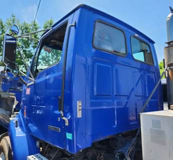 Sterling L9500 Cab Assembly