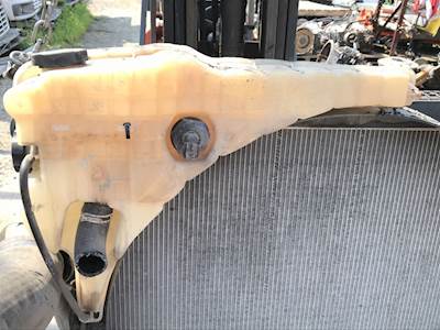 Freightliner Cascadia 125 Coolant Reservoir
