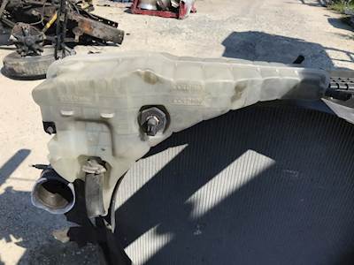 Freightliner Columbia 120 Coolant Reservoir