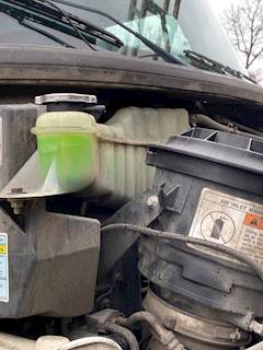 Freightliner M2 106 Coolant Reservoir for a 2009 Freightliner M2 106 Heavy Duty