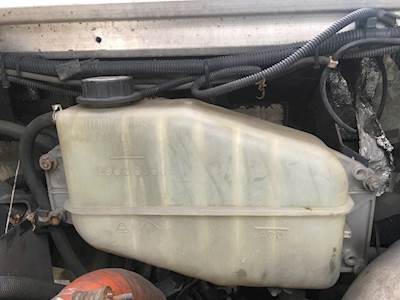 International 1652-SC Coolant Reservoir
