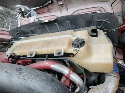 Mack Pinnacle CXU613 Coolant Reservoir for a 2016 Mack CXU613