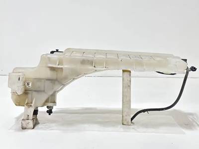 Mack Pinnacle CXU613 Coolant Reservoir for a 2013 Mack CXU613