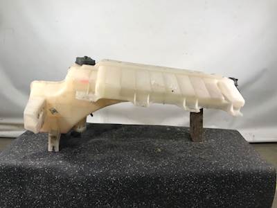 Volvo VNL Coolant Reservoir