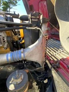 Freightliner Century Class 120 Cooling Assembly for a 2007 Freightliner CST120