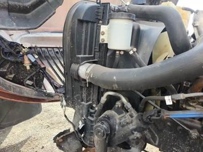 International LT625 Cooling Assembly