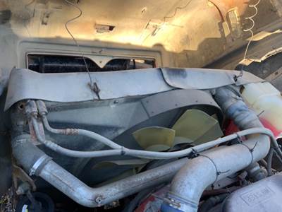 International Paystar 5600i Cooling Assembly for a 2003 International 5600I